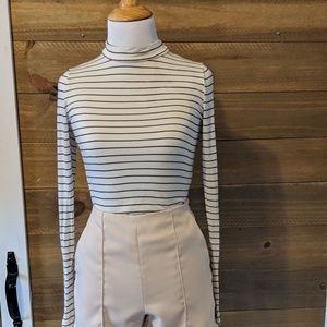 Lulus striped long sleeve shirt